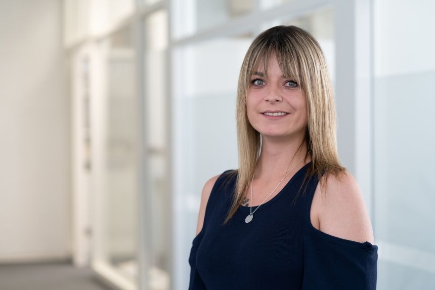 Anna Uljanov Versicherungsmaklerin